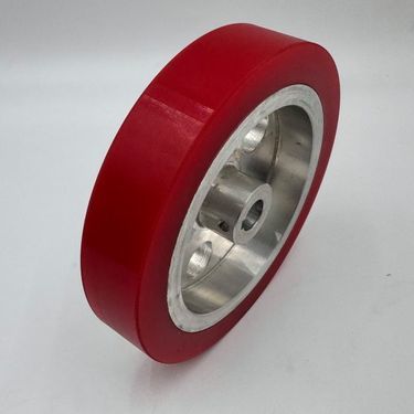 驅動滾筒與聚氨酯膠輪 工業(yè)輸送系統(tǒng)中的關鍵組合